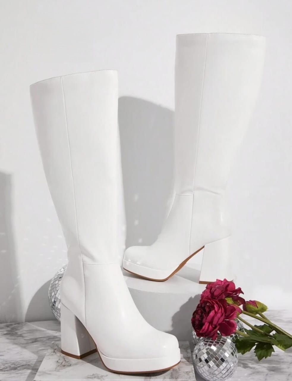 Chunky white kneehigh boots (Moja).